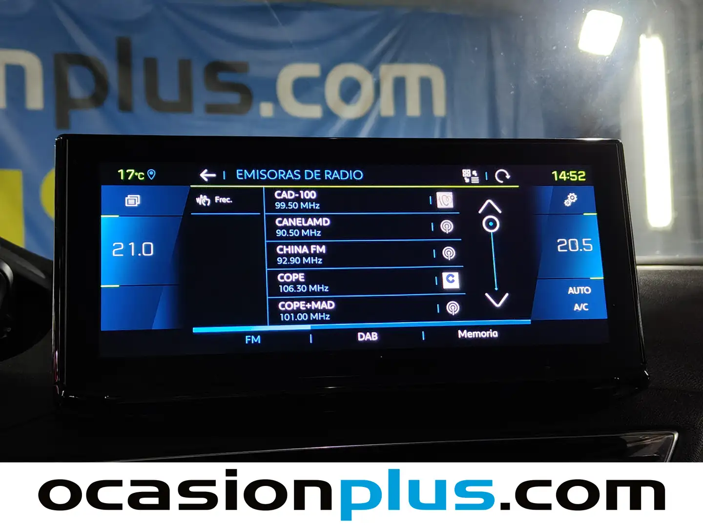 Foto Peugeot 3008 Hybrid Peugeot 3008 Hybrid 225 Allure e-EAT8 (225 CV)