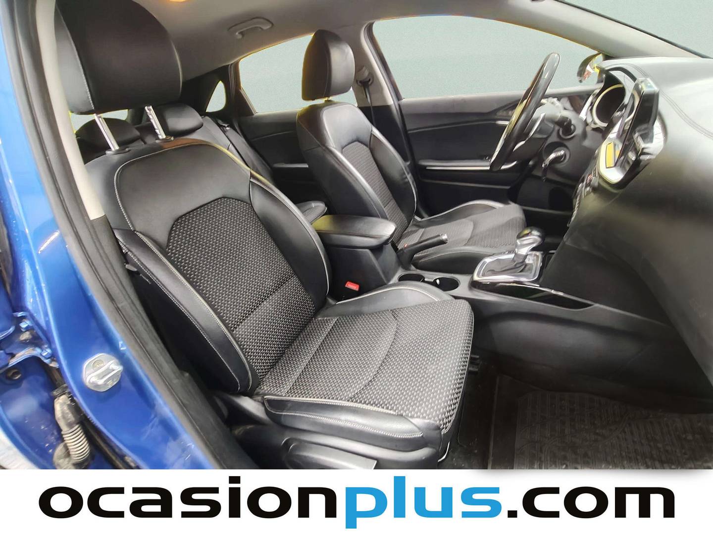 Foto KIA Ceed Kia Ceed 1.6 CRDi Tech DCT (136 CV)