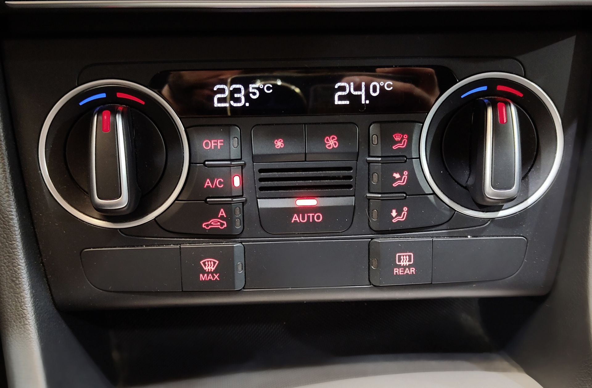 Audi Q3 sport edition 2.0 TDI quattro S tronic - foto 39