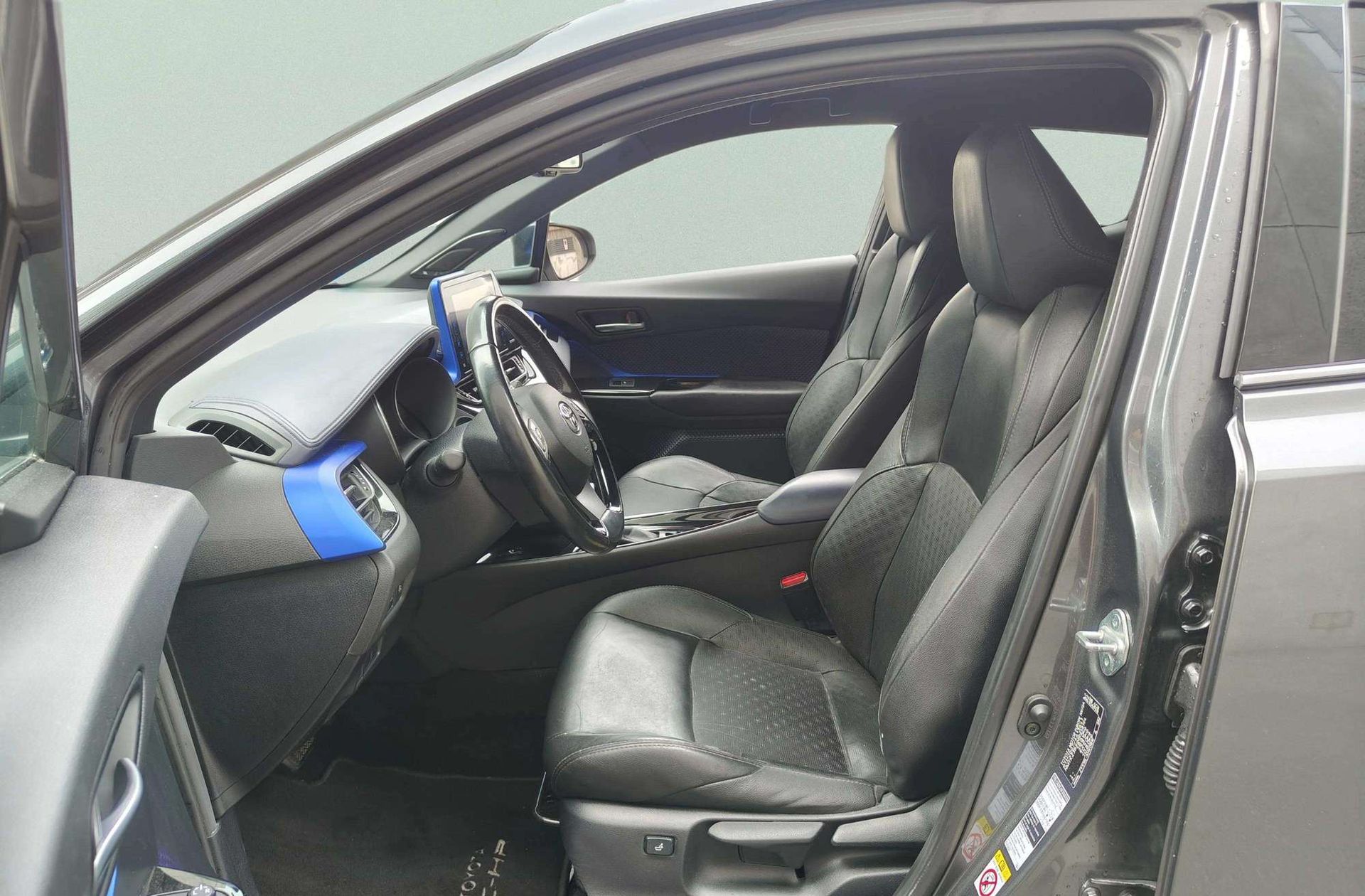 Toyota C-HR 1.8 125H Advance - foto 12