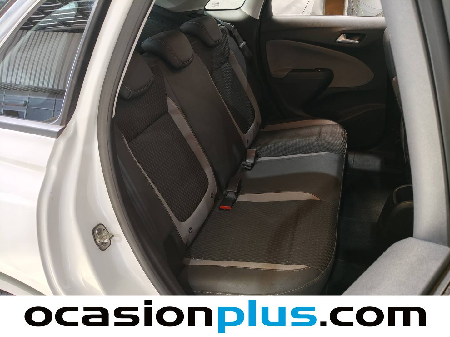 Foto asientos traseros Opel Crossland X Opel Crossland X 1.2 Innovation (130 CV)