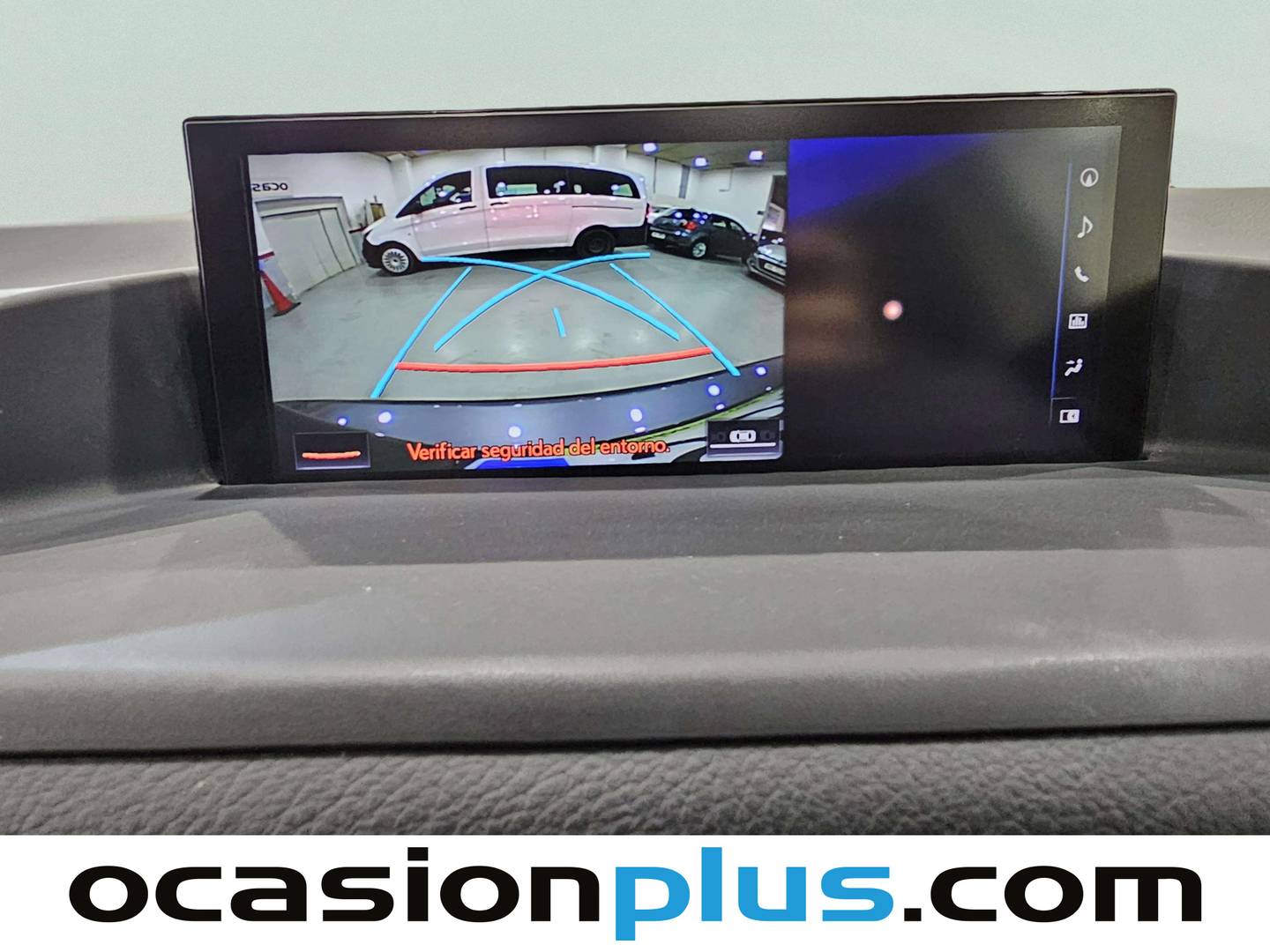 Paquetes del Lexus CT Lexus CT 200h Luxury (136 CV)