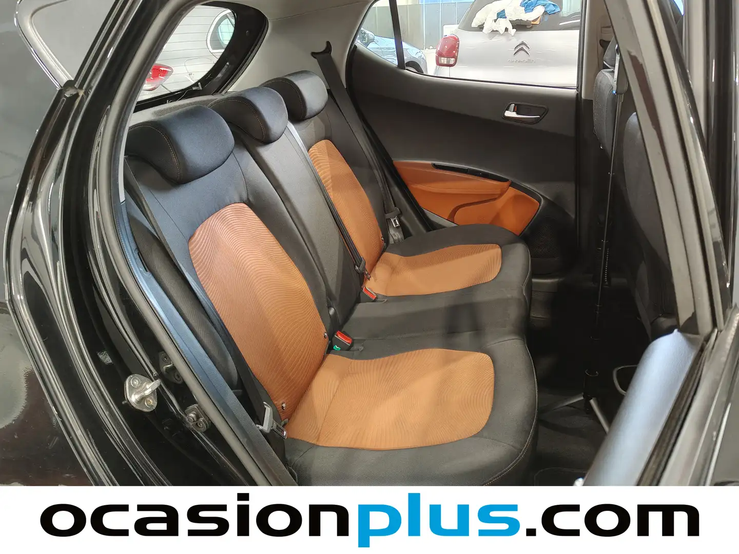 Foto Hyundai i10 Hyundai i10 1.2 Style Orange (87 CV)