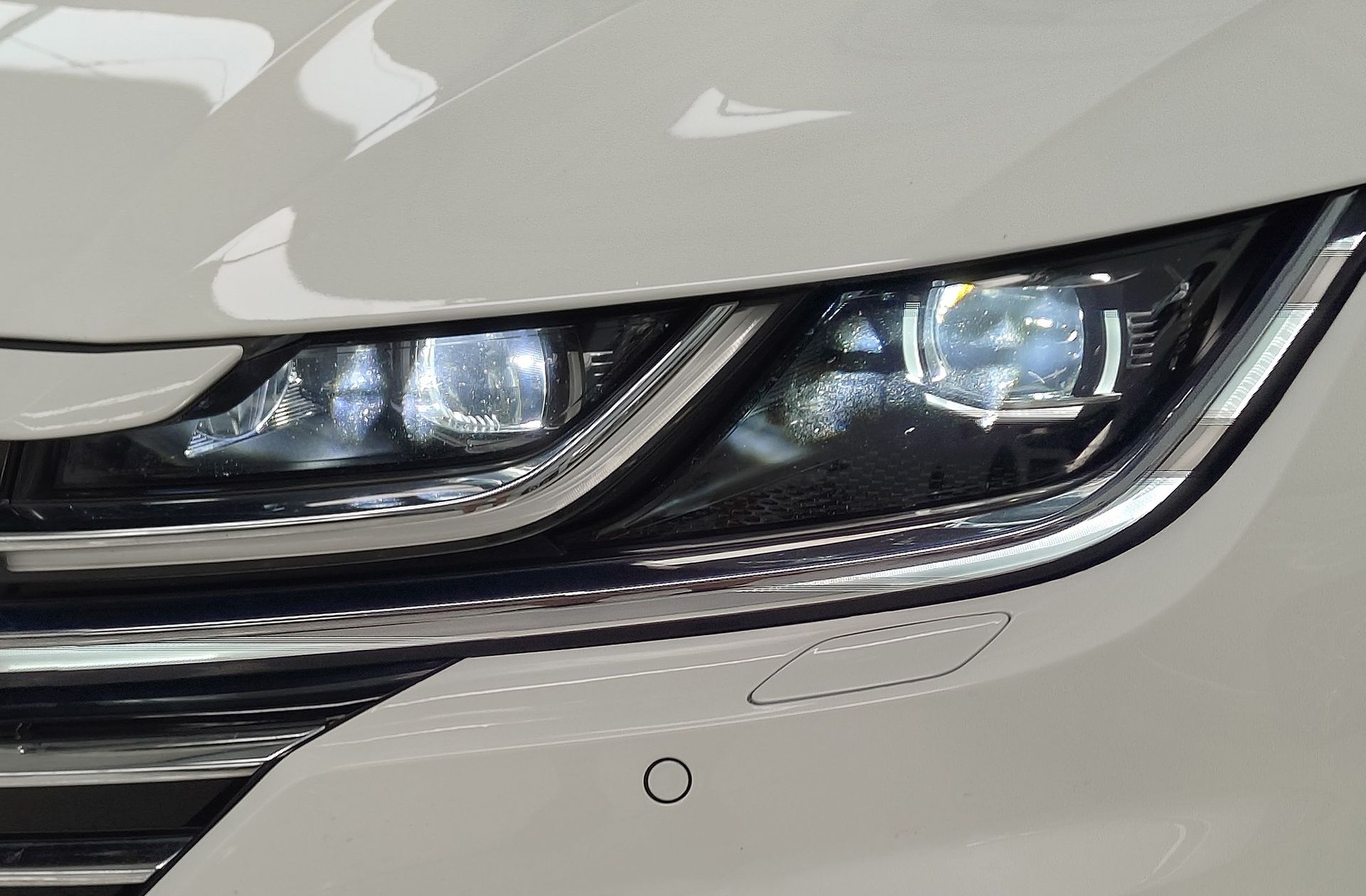 Volkswagen Arteon R-Line 2.0 TDI DSG - foto 18