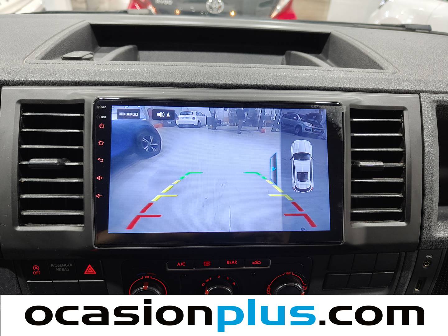 Foto Volkswagen Caravelle Volkswagen Caravelle Trendline Batalla Corta 2.0 TDI BMT (114 CV) 9 Plazas