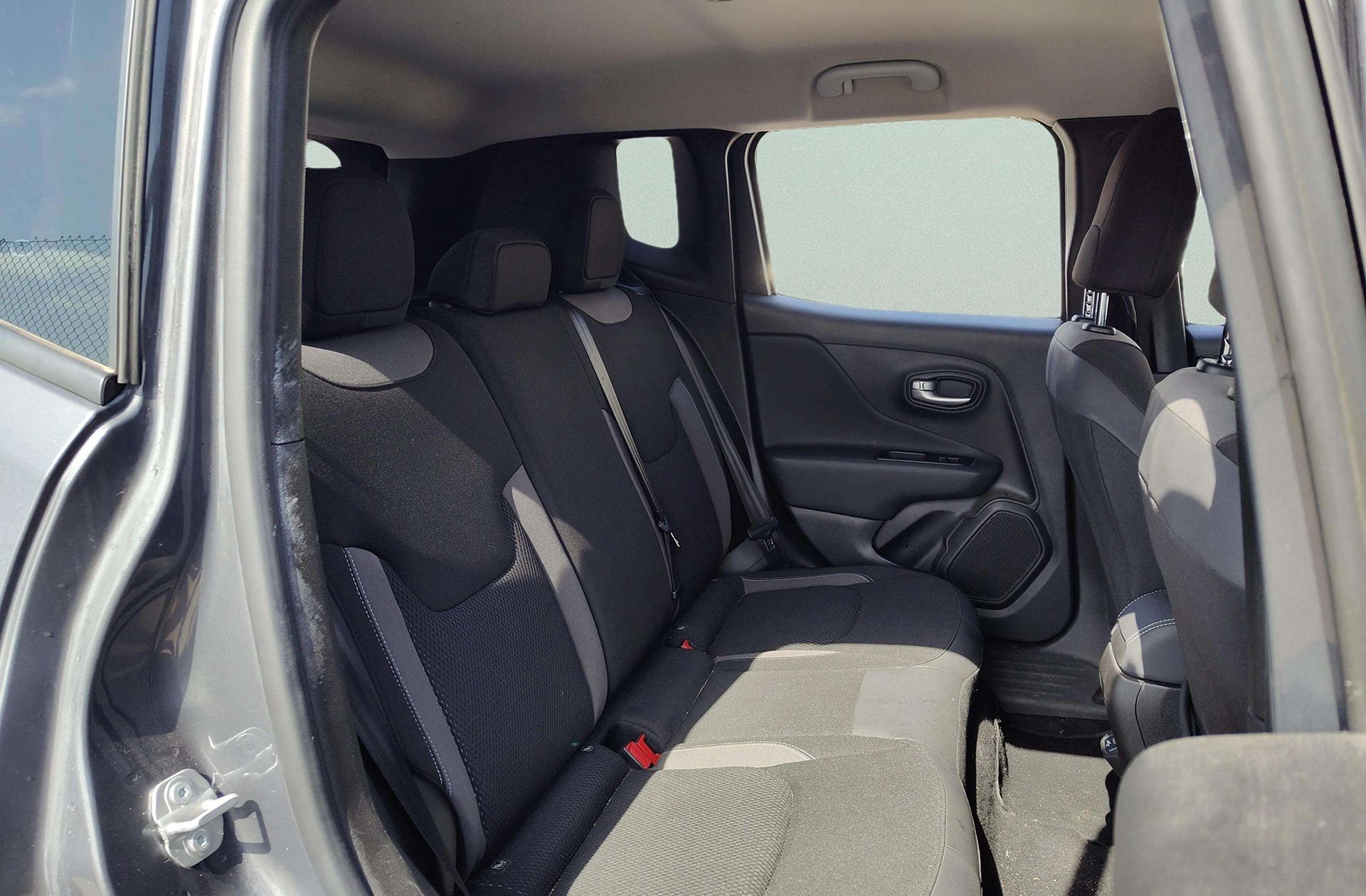 Jeep Renegade 1.6 MultiJet Limited 4x2 - foto 14