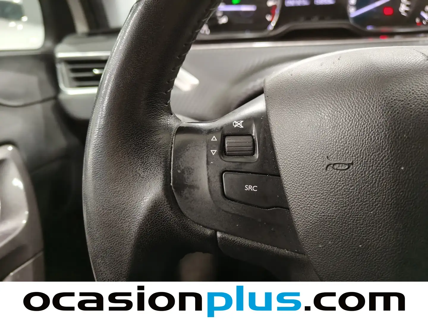 Foto Peugeot 2008 Peugeot 2008 VTI 82 Active  (82 CV)