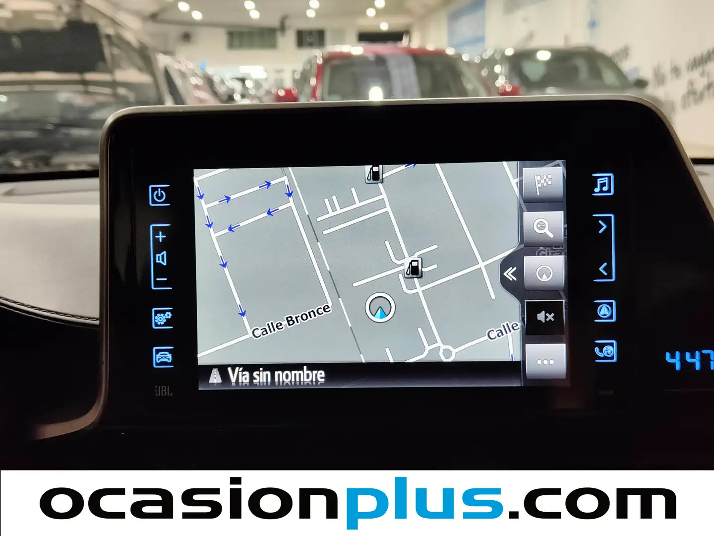 Foto Toyota C-HR Toyota C-HR 1.8 125H Advance (122 CV)