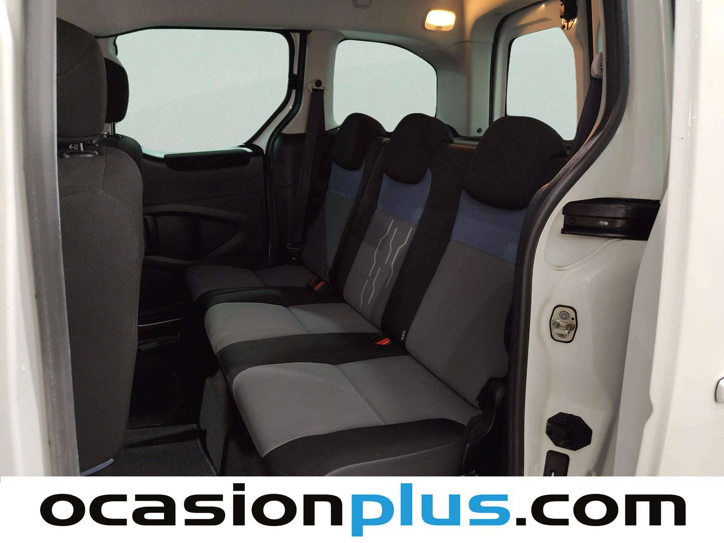 Foto asientos traseros Peugeot Partner Peugeot Partner Tepee Tepee BlueHDi 100 Active (100 CV)