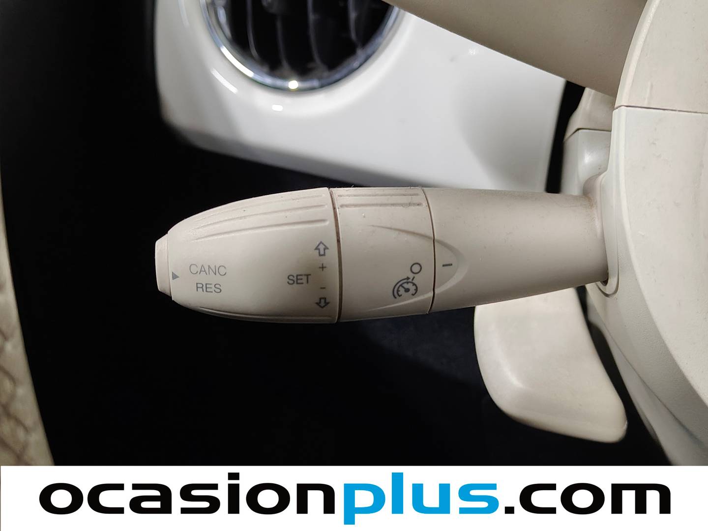 Equipamiento del Fiat 500 Fiat 500 1.2 Pop (69 CV)