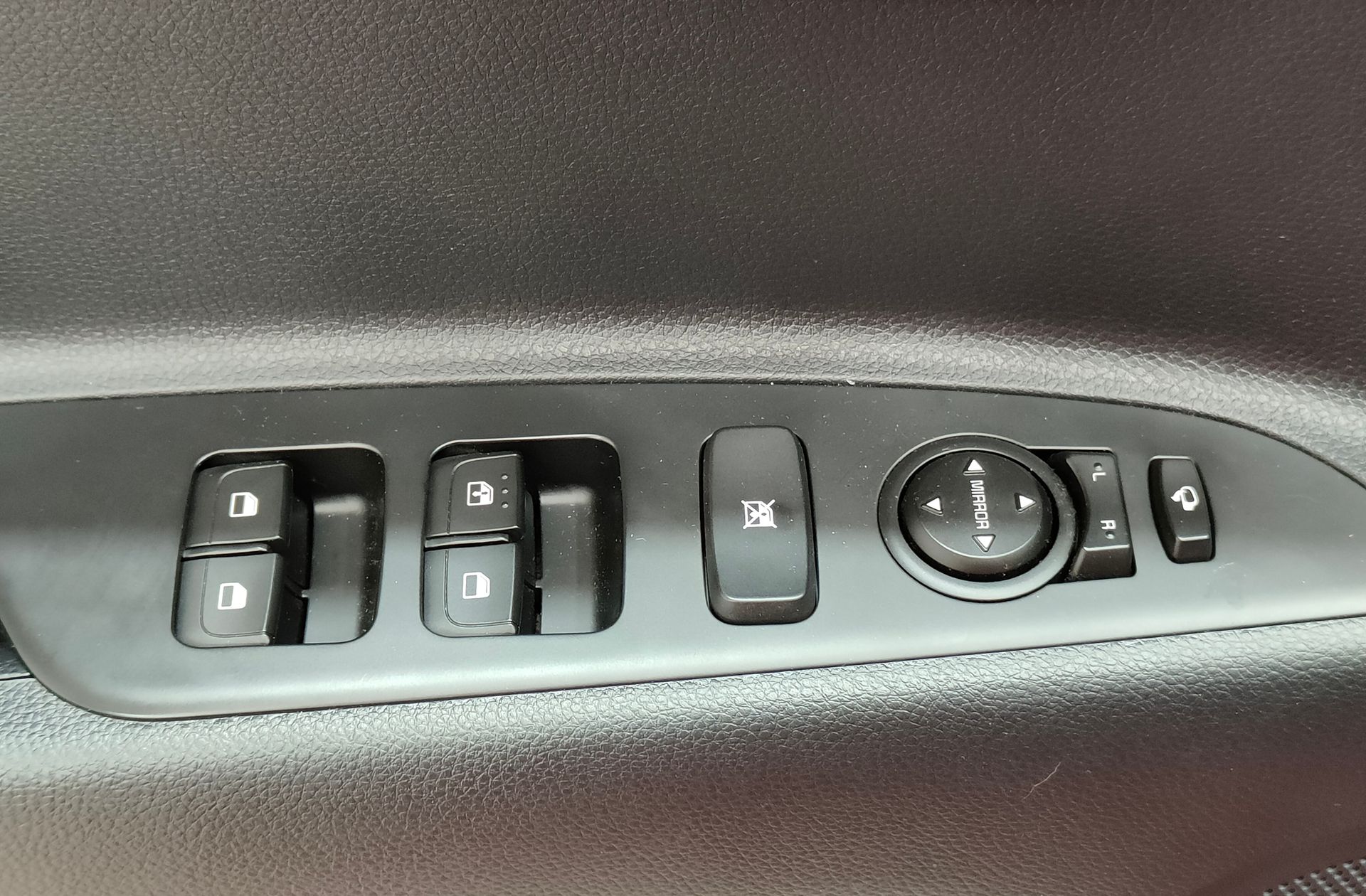 Kia Rio 1.0 T-GDi MHEV iMT Drive - foto 17