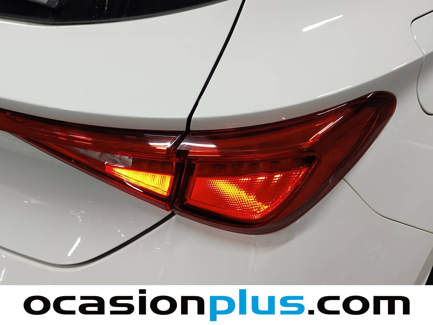 Foto Seat León SEAT León 2.0 TDI S&S Style Go DSG (150 CV)