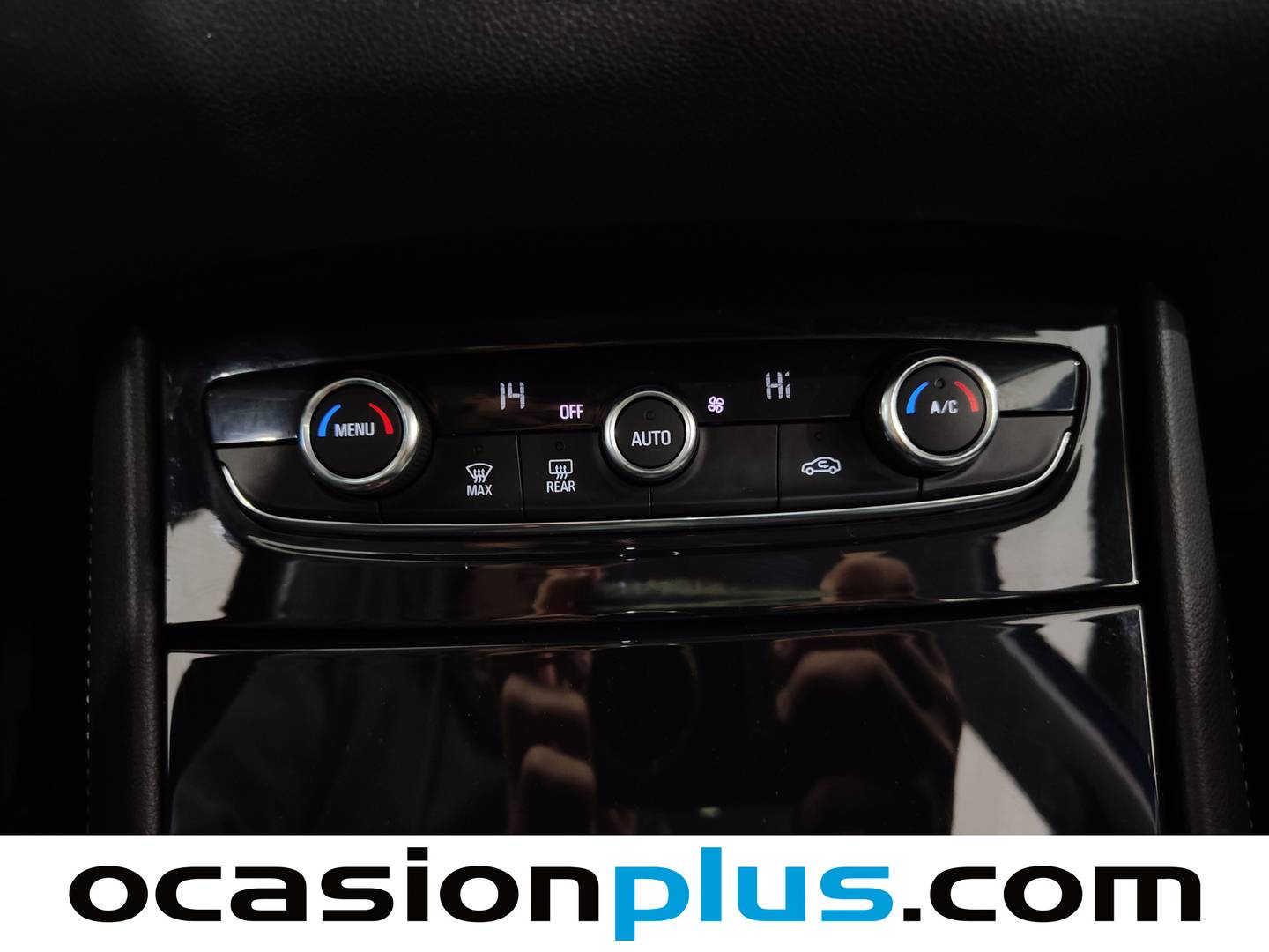 Foto Opel Grandland X Opel Grandland X 1.2 Turbo Selective (130 CV)