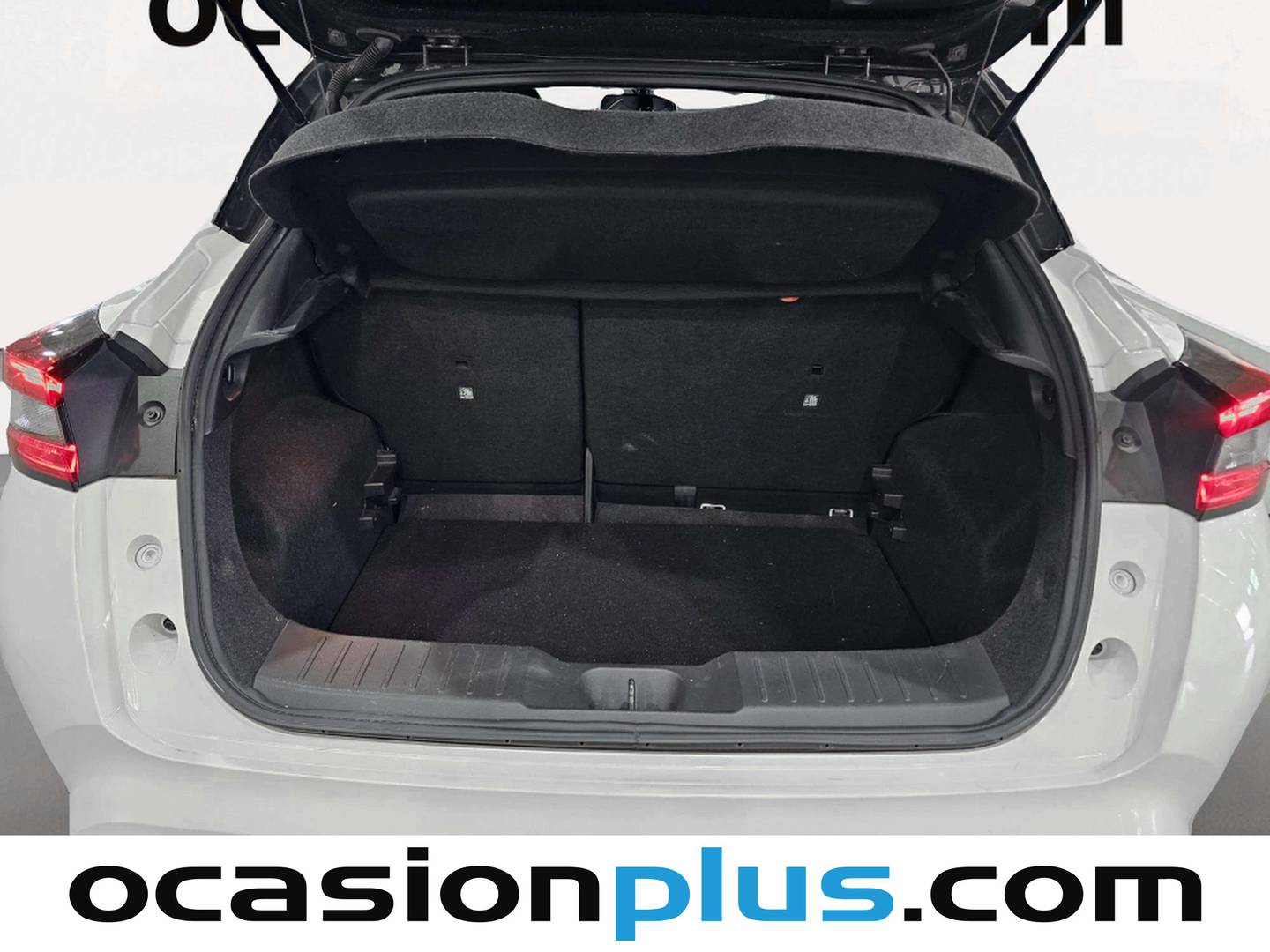 Fotos maletero Nissan JUKE Nissan Juke DIG-T N-Design Chic 4x2 (117 CV)