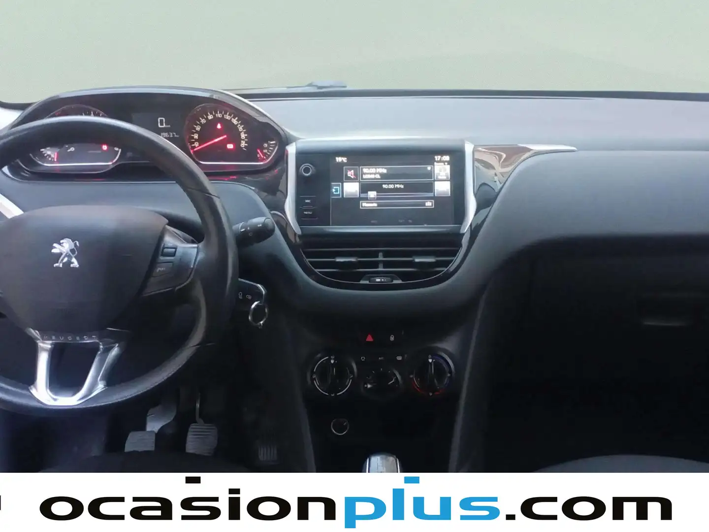 Foto Peugeot 208 Peugeot 208 HDi 68 Style (68 CV)