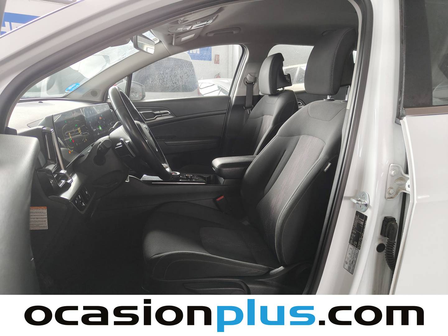 Foto asientos delanteros KIA Sportage Kia Sportage 1.6 T-GDi PHEV Drive 4x4 (265 CV)