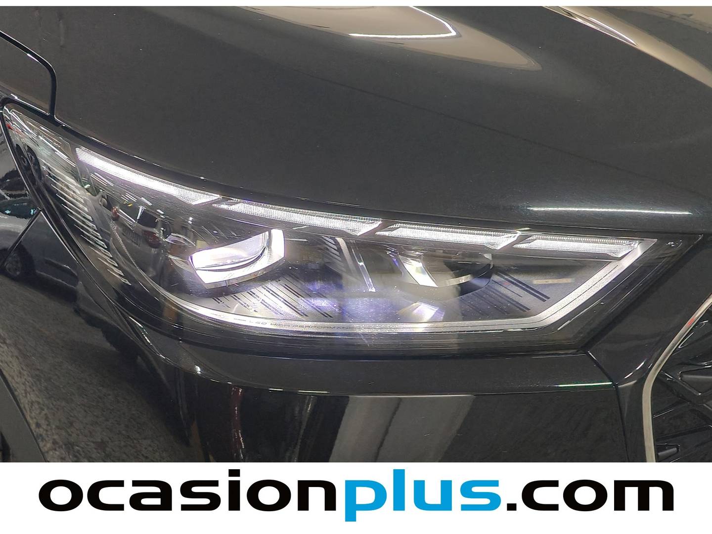 Accesorios del EBRO S800 EBRO S800 1.6 TGDI Premium DCT (147 CV) 7 Plazas