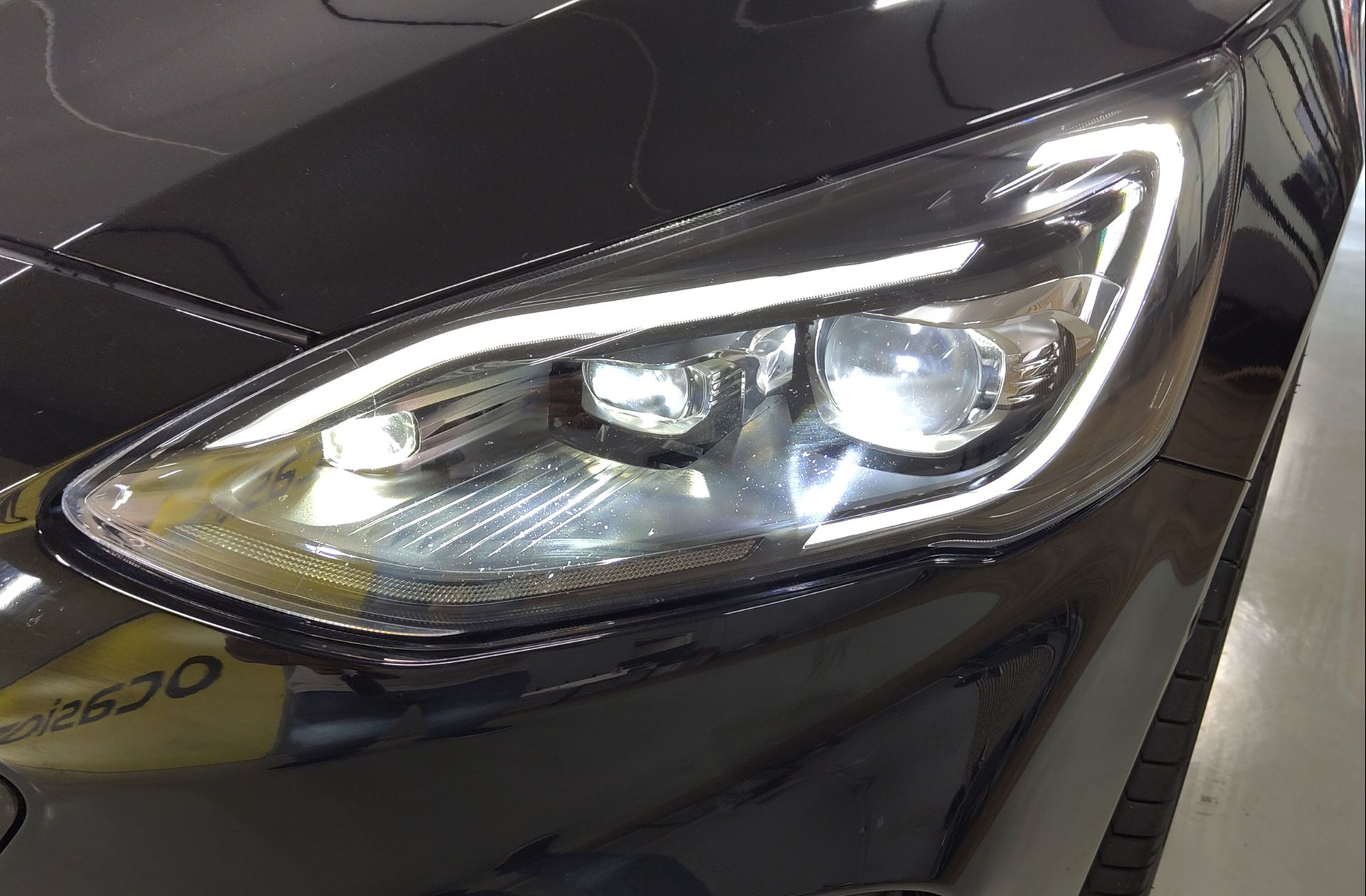 Ford Focus 2.3 EcoBoost ST 3 - foto 16