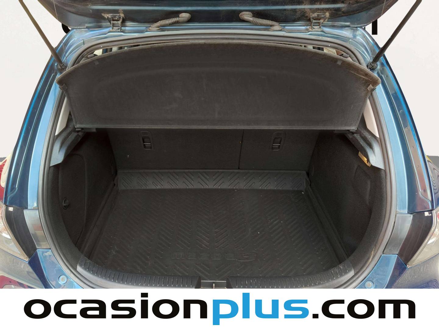 Fotos maletero Mazda Mazda3 Mazda Mazda 3 1.6 VVT Active + (105 CV)