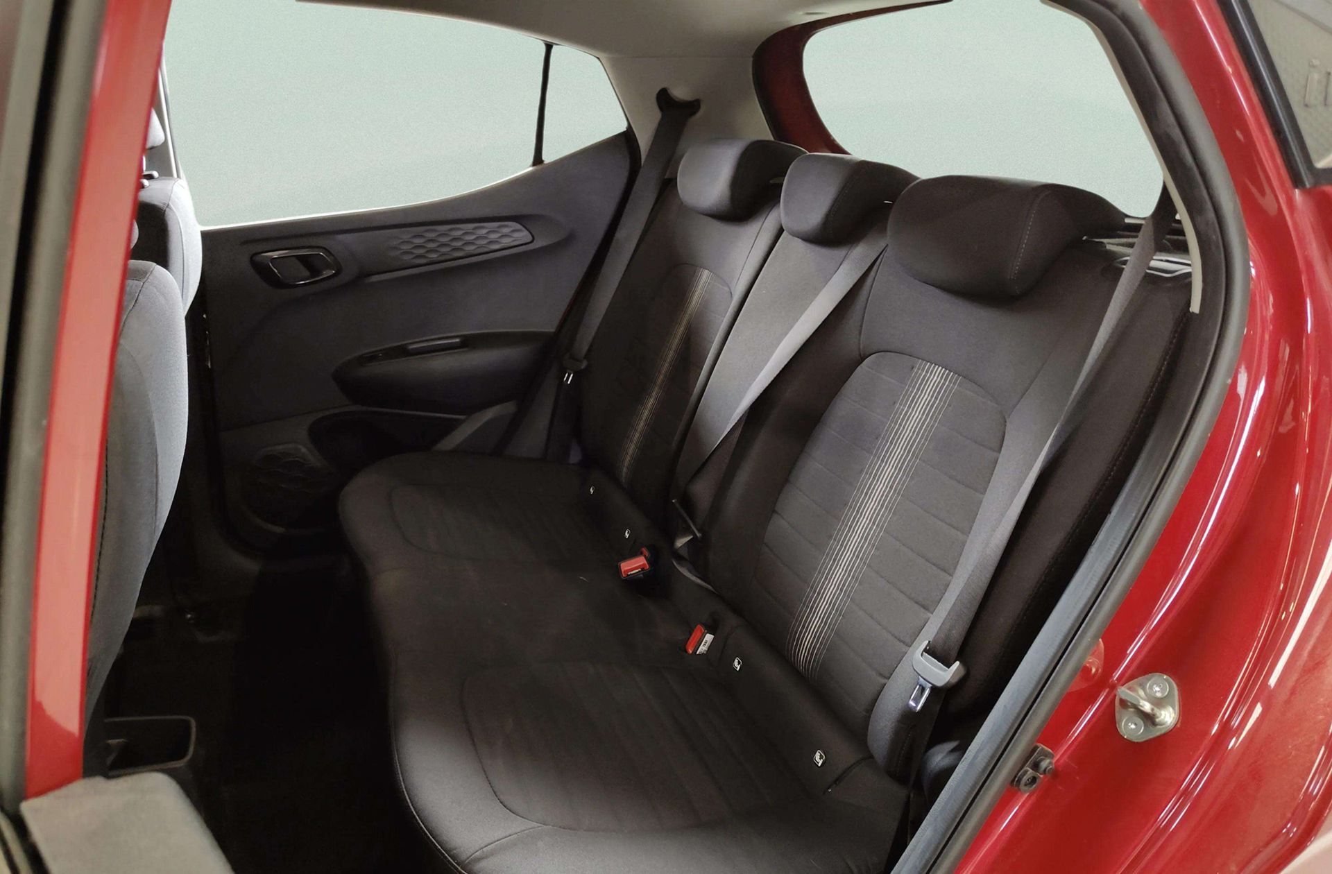 Hyundai i10 1.0 Klass - foto 11