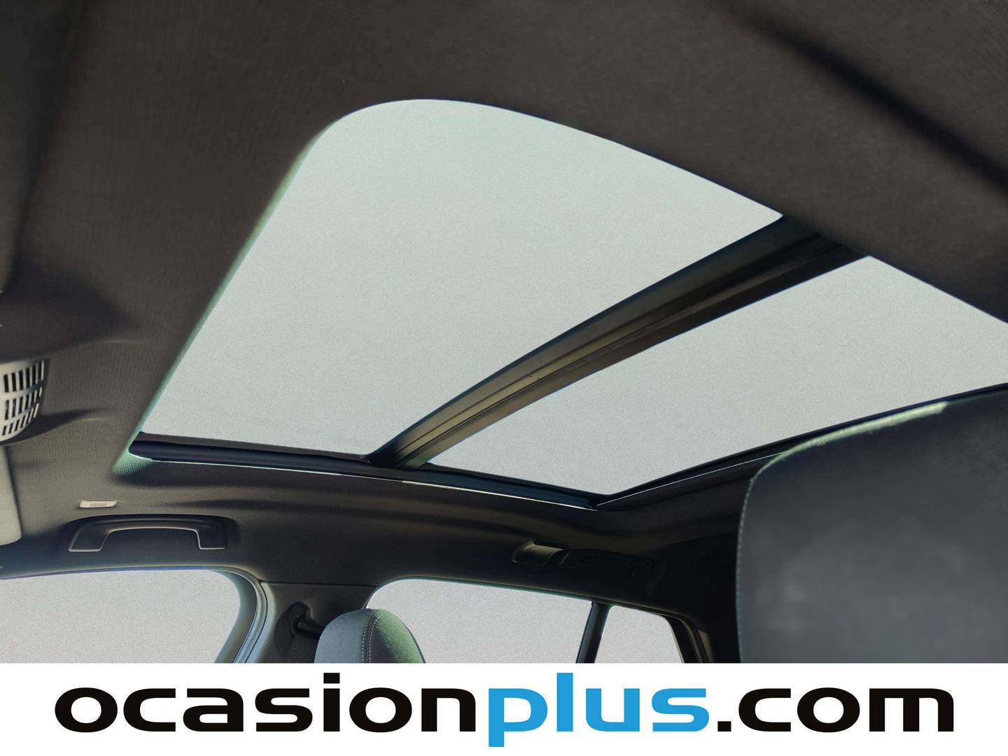 Extras y acabados del BMW X2 BMW X2 sDrive18i (136 CV)