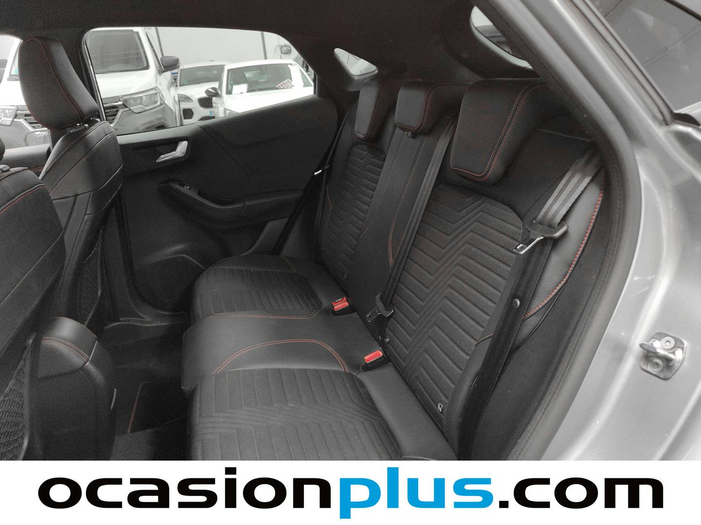 Foto asientos traseros Ford Puma Ford Puma 1.0 EcoBoost MHEV ST-Line X Auto (125 CV)