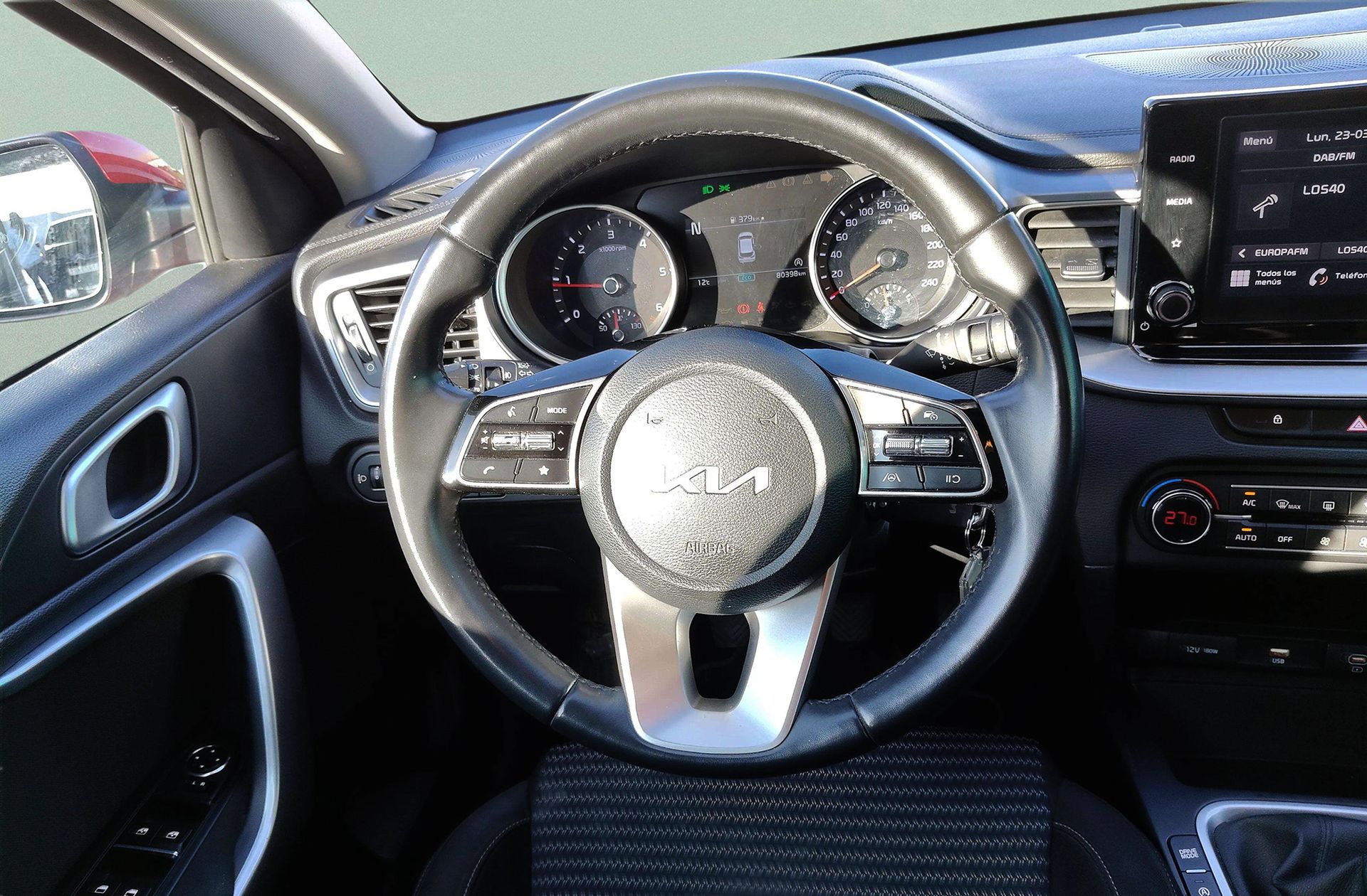 Kia Ceed 1.6 MHEV iMT Drive - foto 21