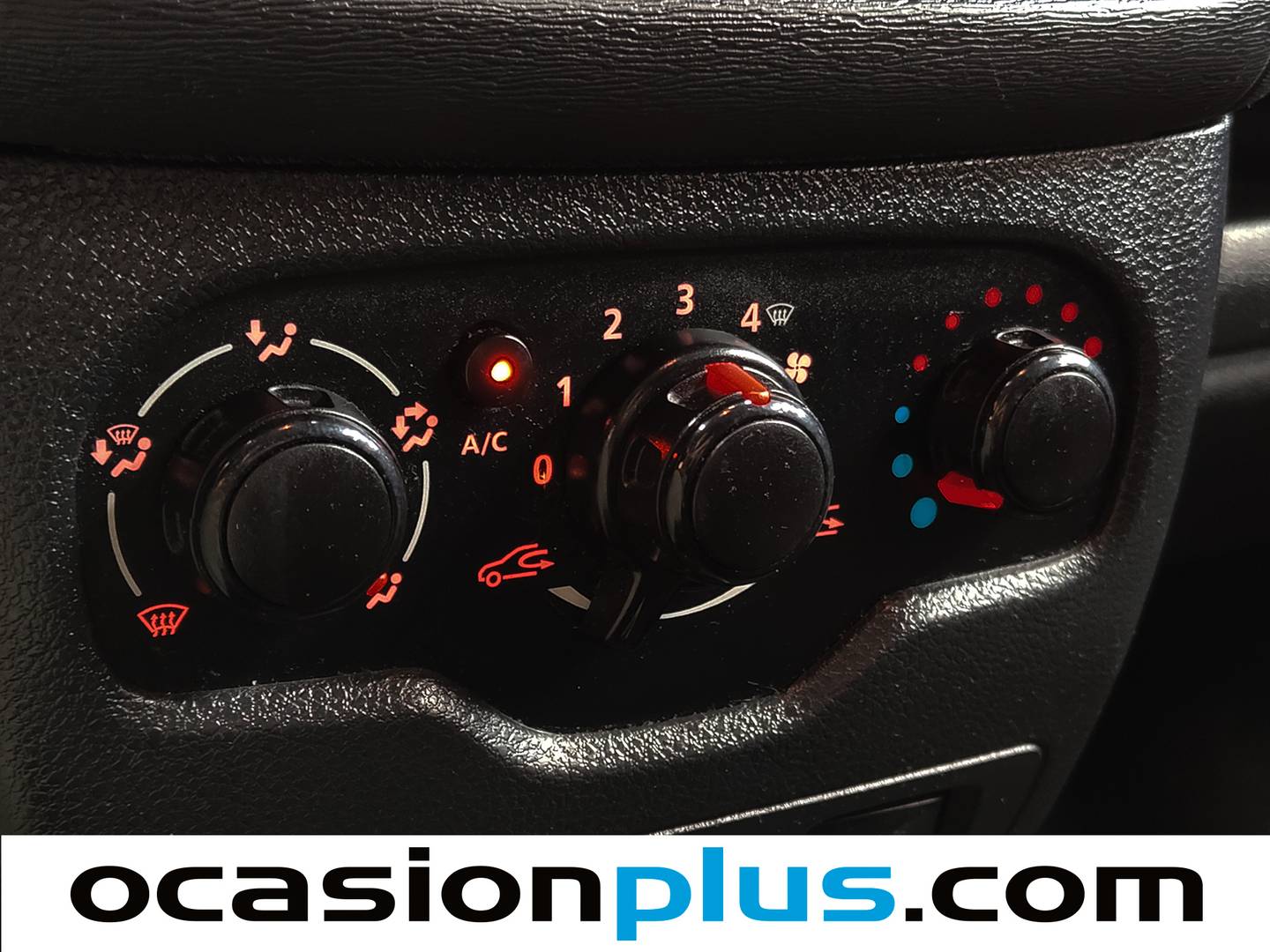 Paquetes del Dacia Dokker Dacia Dokker Van 1.6 GLP Essential (98 CV)