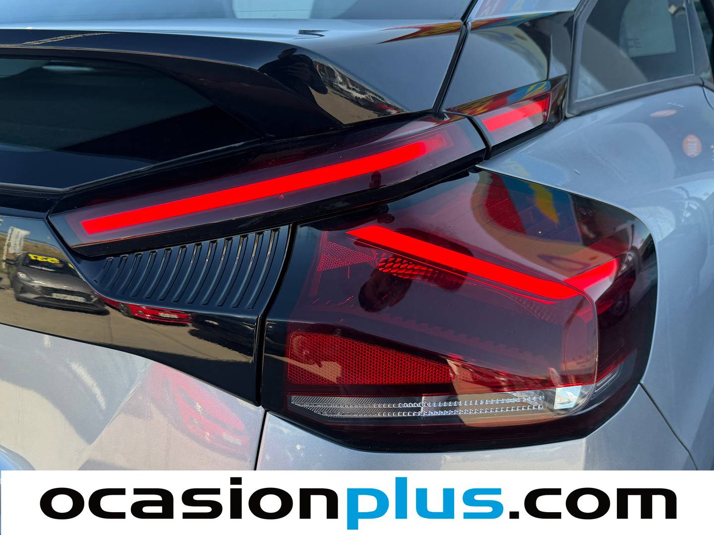 Foto Citroën C4 Citroën C4 PureTech 130 S&S 6v Plus 96 kW (131 CV)