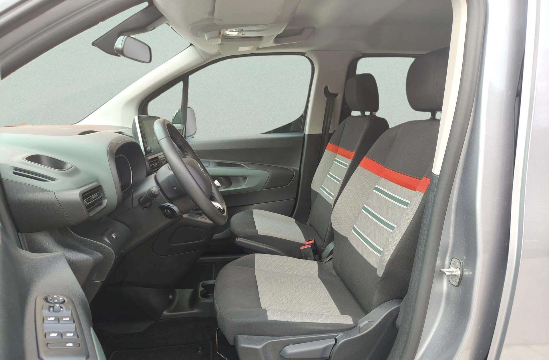 Citroën Berlingo BlueHDi 130 Talla XL Shine - foto 11