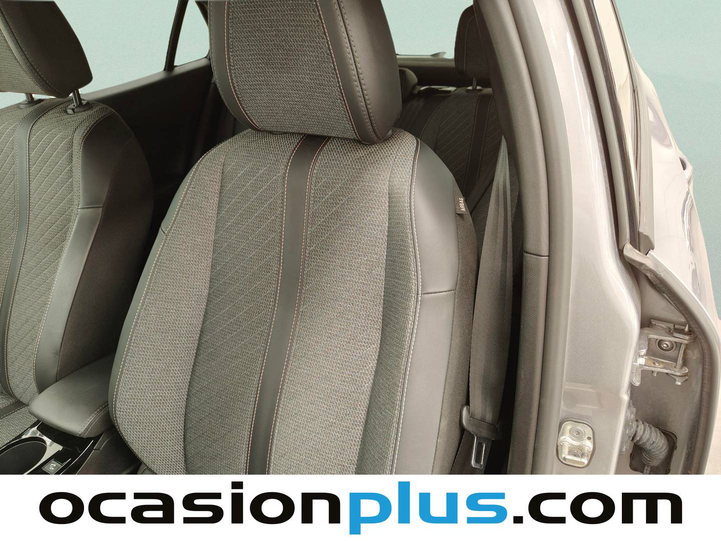 Peugeot 2008 Peugeot 2008 Allure Hybrid eDCS6 (145 CV) 145cv
