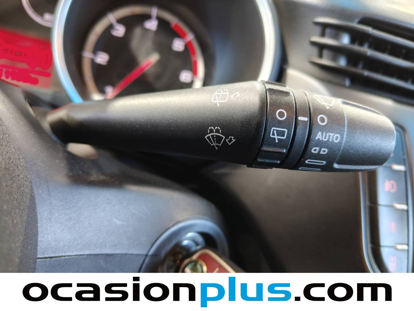 Foto Alfa Romeo Giulietta Alfa Romeo Giulietta 1.6 JTDm Collezione (120 CV)