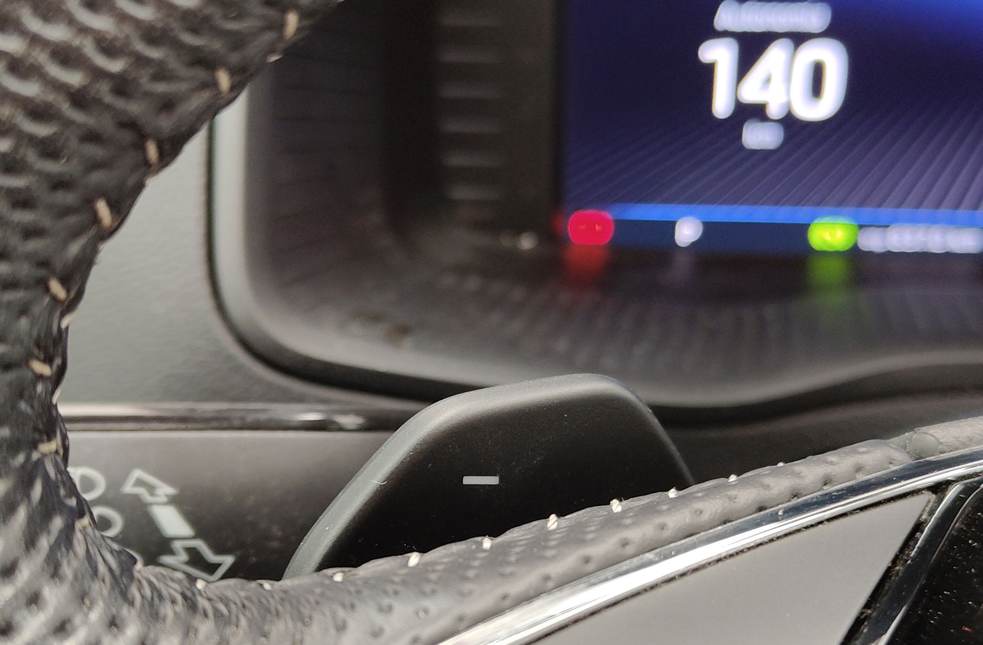 Škoda Karoq 1.5 TSI ACT Sportline DSG - foto 33