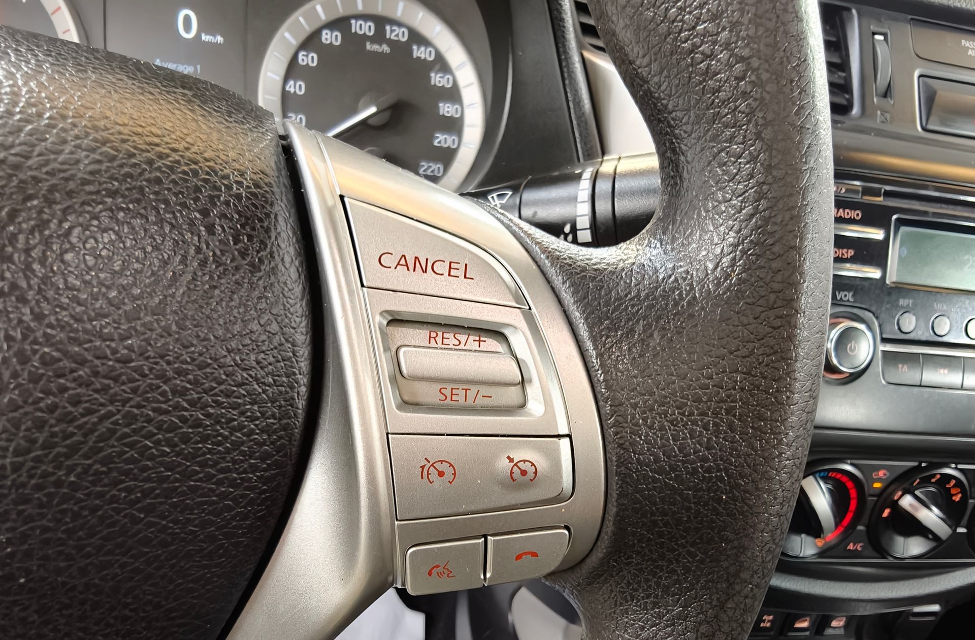 Nissan Navara PickUp 2.3 dCi Doble Cabina Visia BDif - foto 25