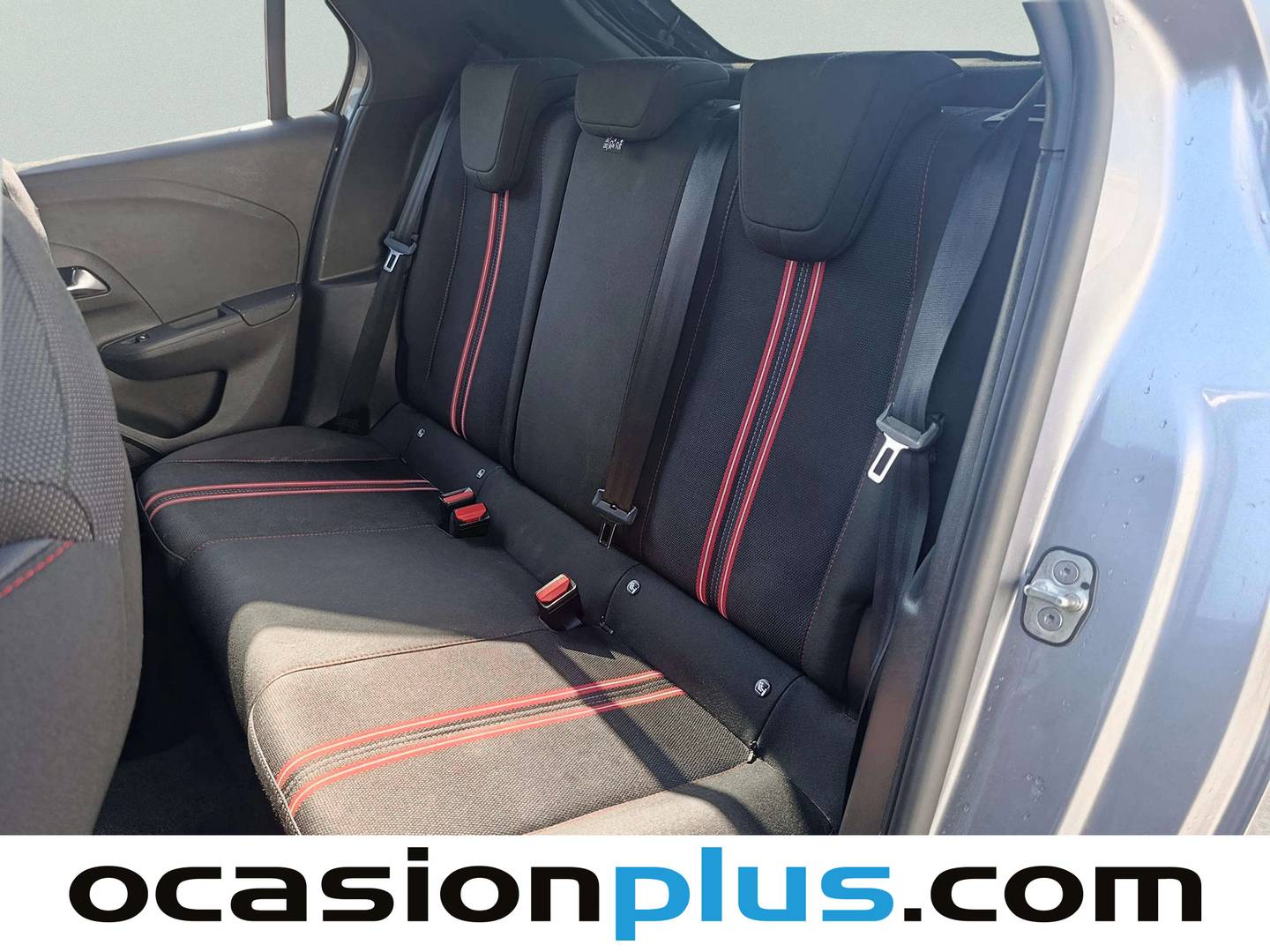 Foto asientos traseros Opel Corsa Opel Corsa 1.2 T XHT GS Auto (130 CV)