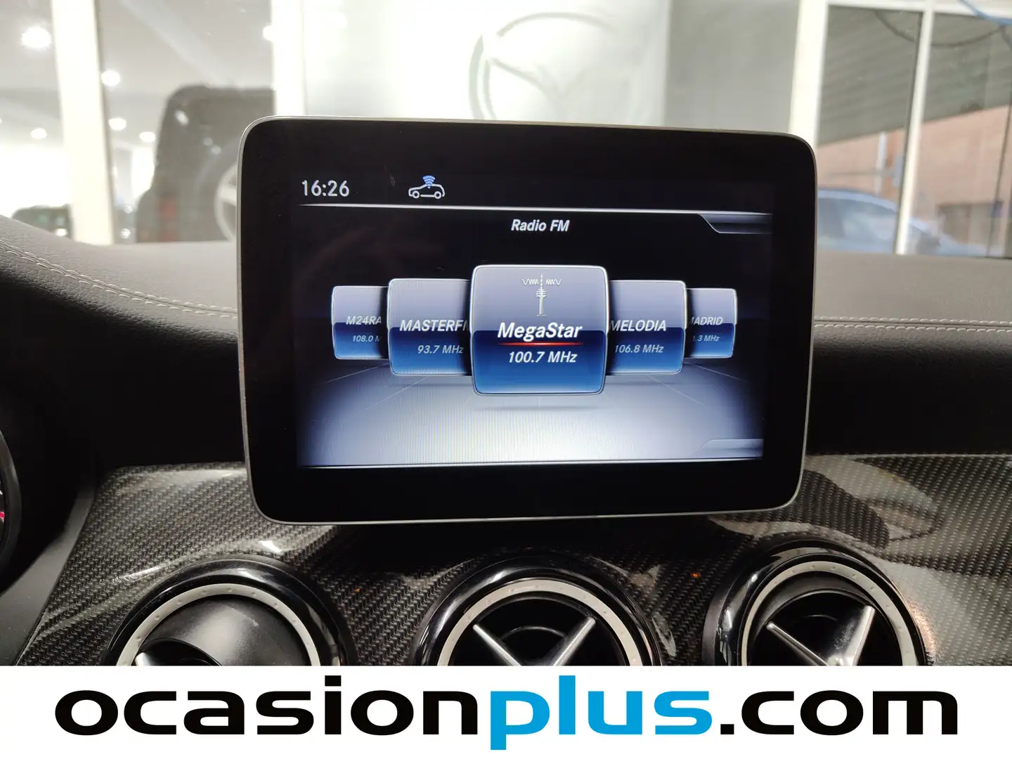 Foto Mercedes GLA Mercedes-Benz GLA 180 (122 CV) PACK AMG