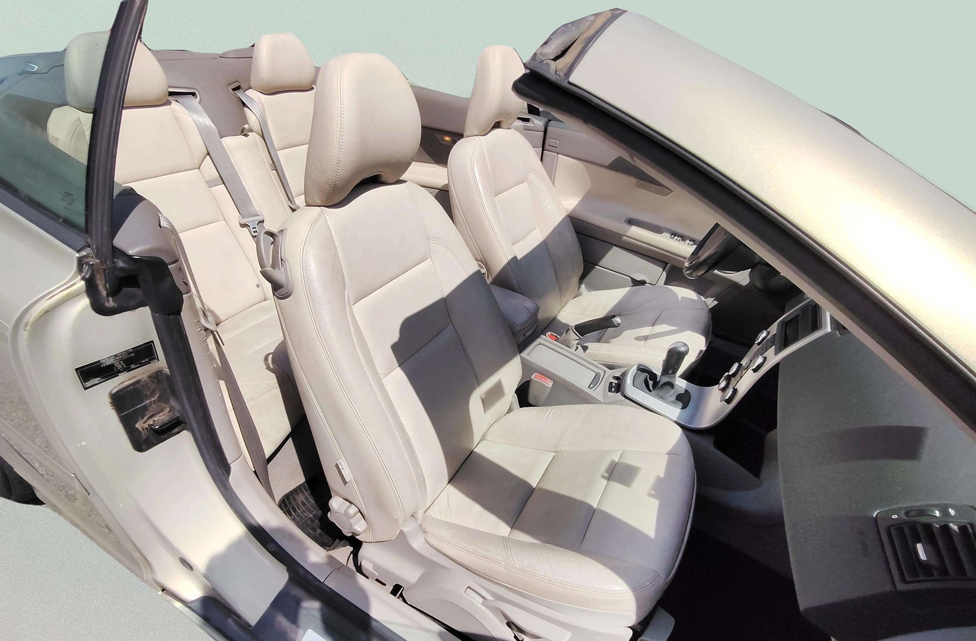 Volvo C70 2.4 Cabrio Momentum - foto 16