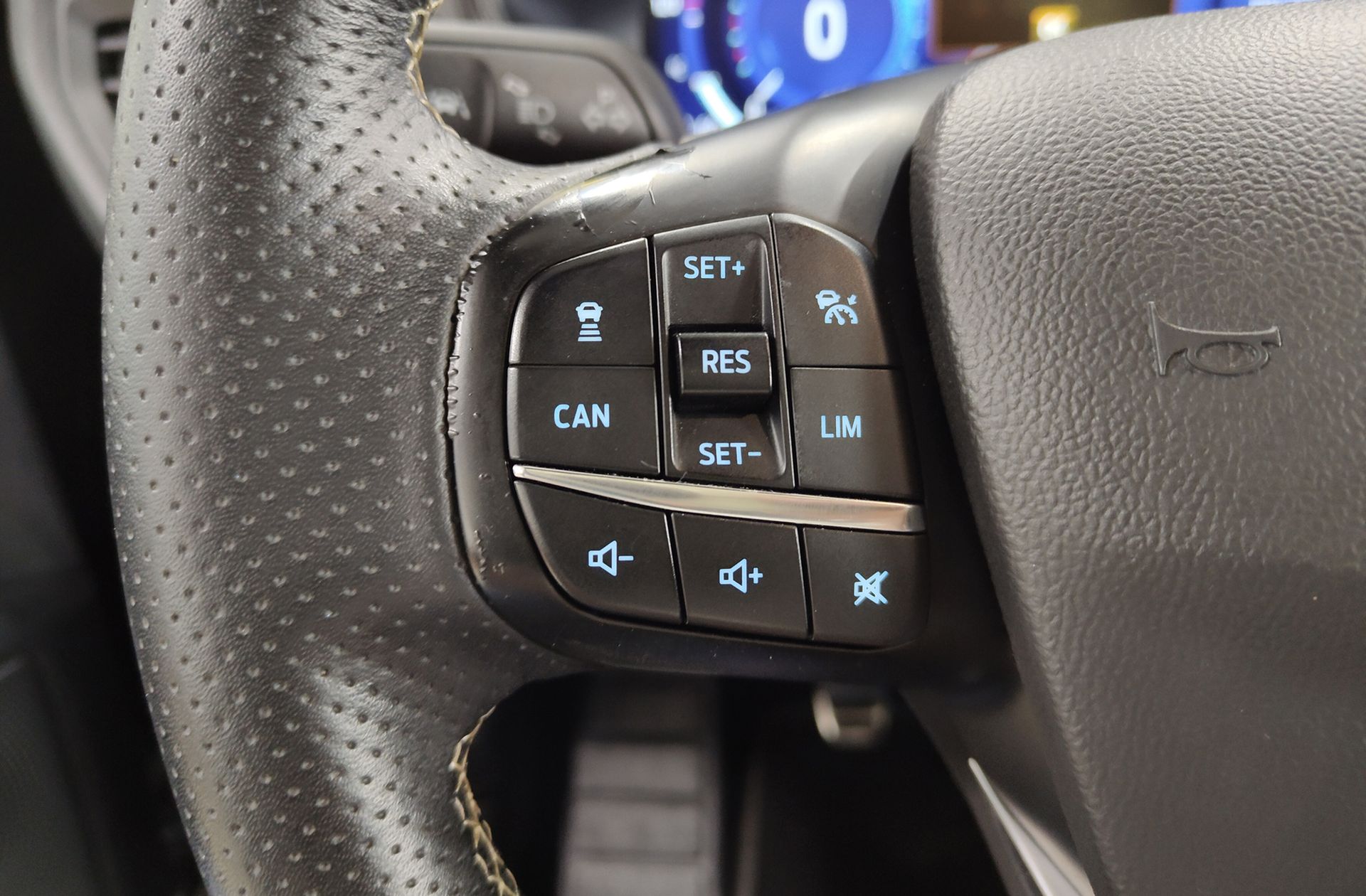 Ford Focus 2.3 EcoBoost ST 3 - foto 27