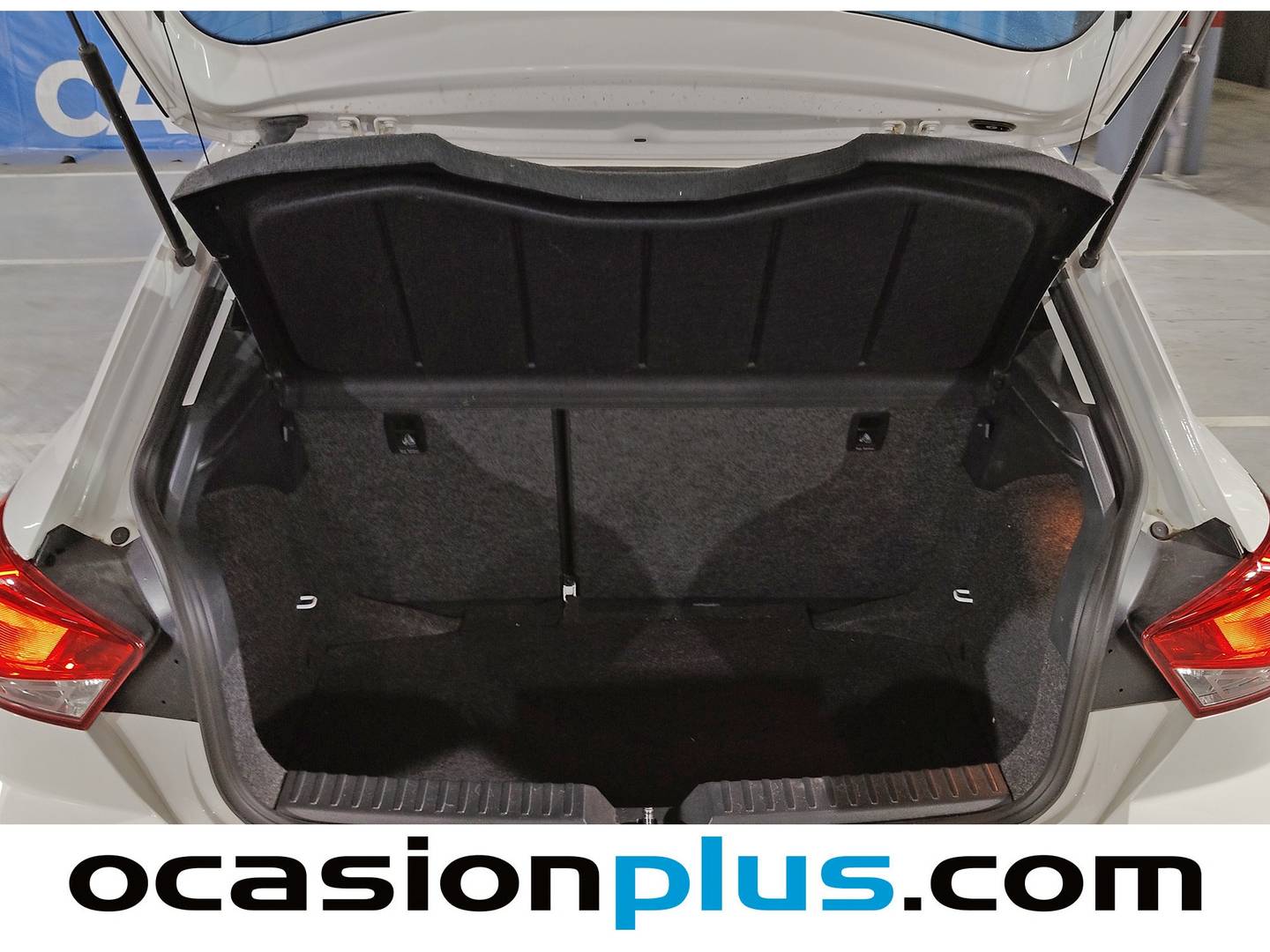 Foto Seat Ibiza Seat Ibiza 1.0 MPI Reference Plus (80 CV) siete plazas