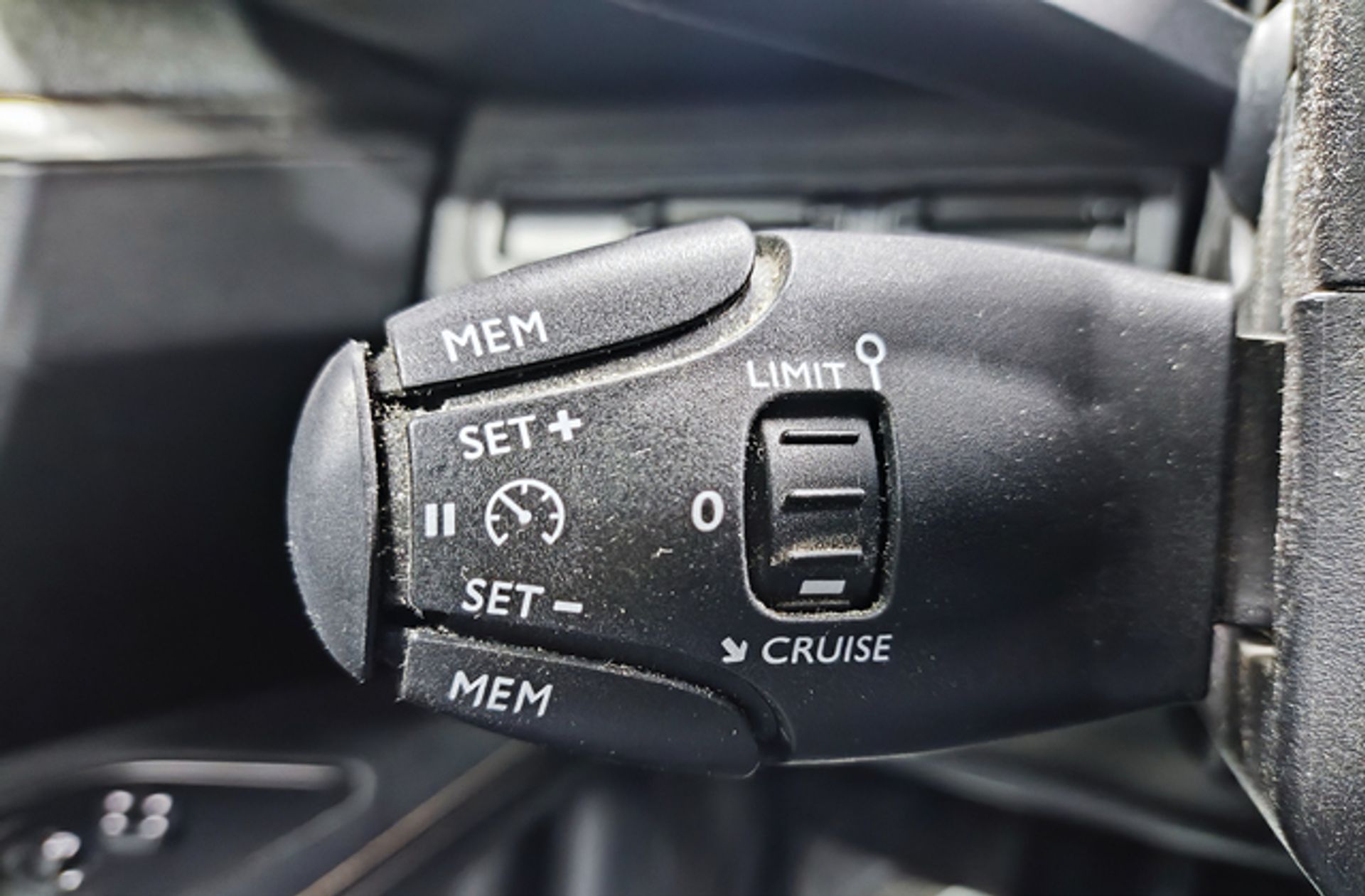 Peugeot 3008 PureTech 130 GT Line - foto 27
