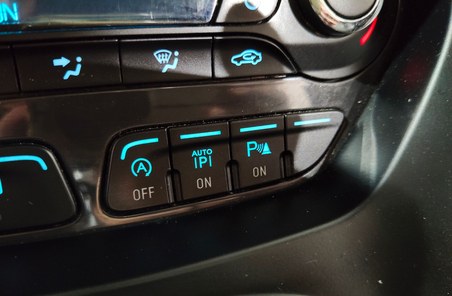 Ford Kuga 2.0 TDCi Titanium 4x2 - foto 7