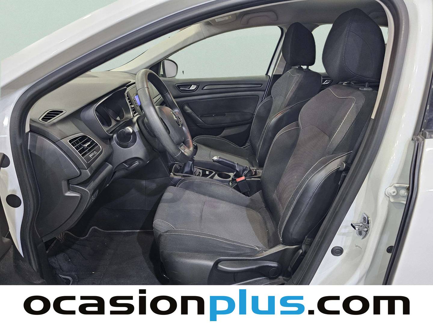 Foto asientos delanteros Renault Mégane Renault Megane Life Energy TCe (100 CV)