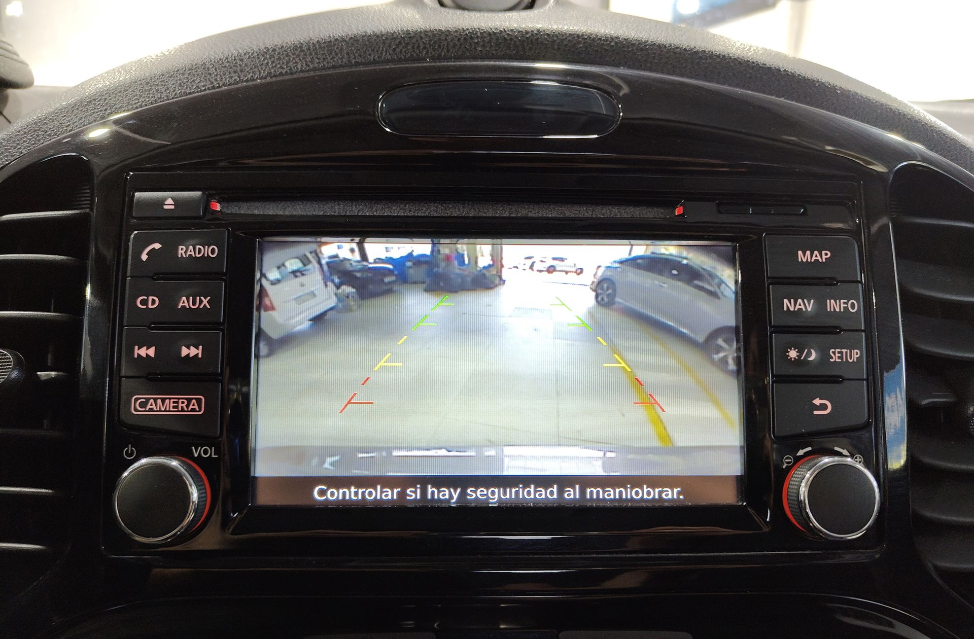 Nissan Juke 1.6 N-Connecta 4x2 XTronic - foto 9