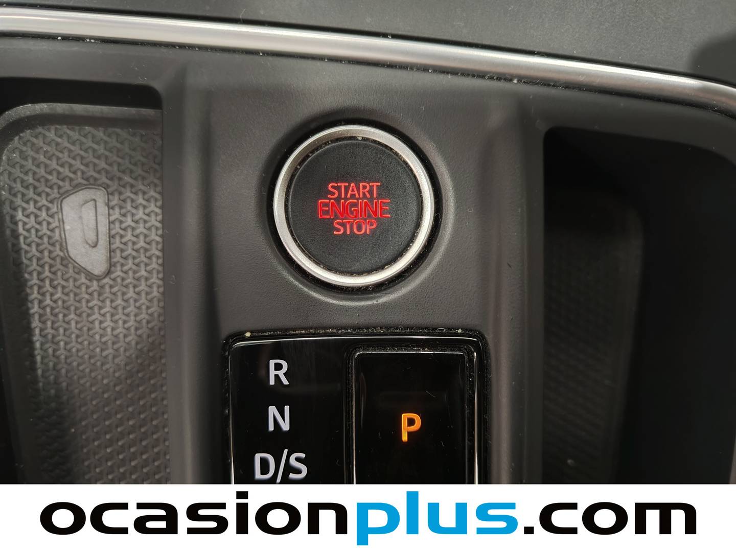 Foto Seat León SEAT León 1.5 eTSI S&S FR Go L DSG  (150 CV)