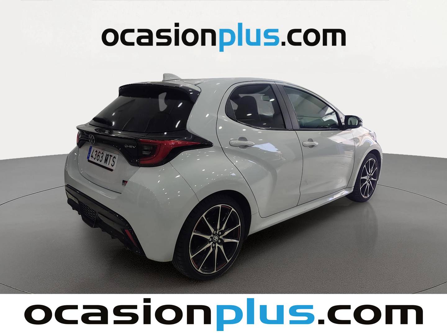 Foto trasera Toyota Yaris Toyota Yaris 1.5 130H GR Sport (130 CV) derecha