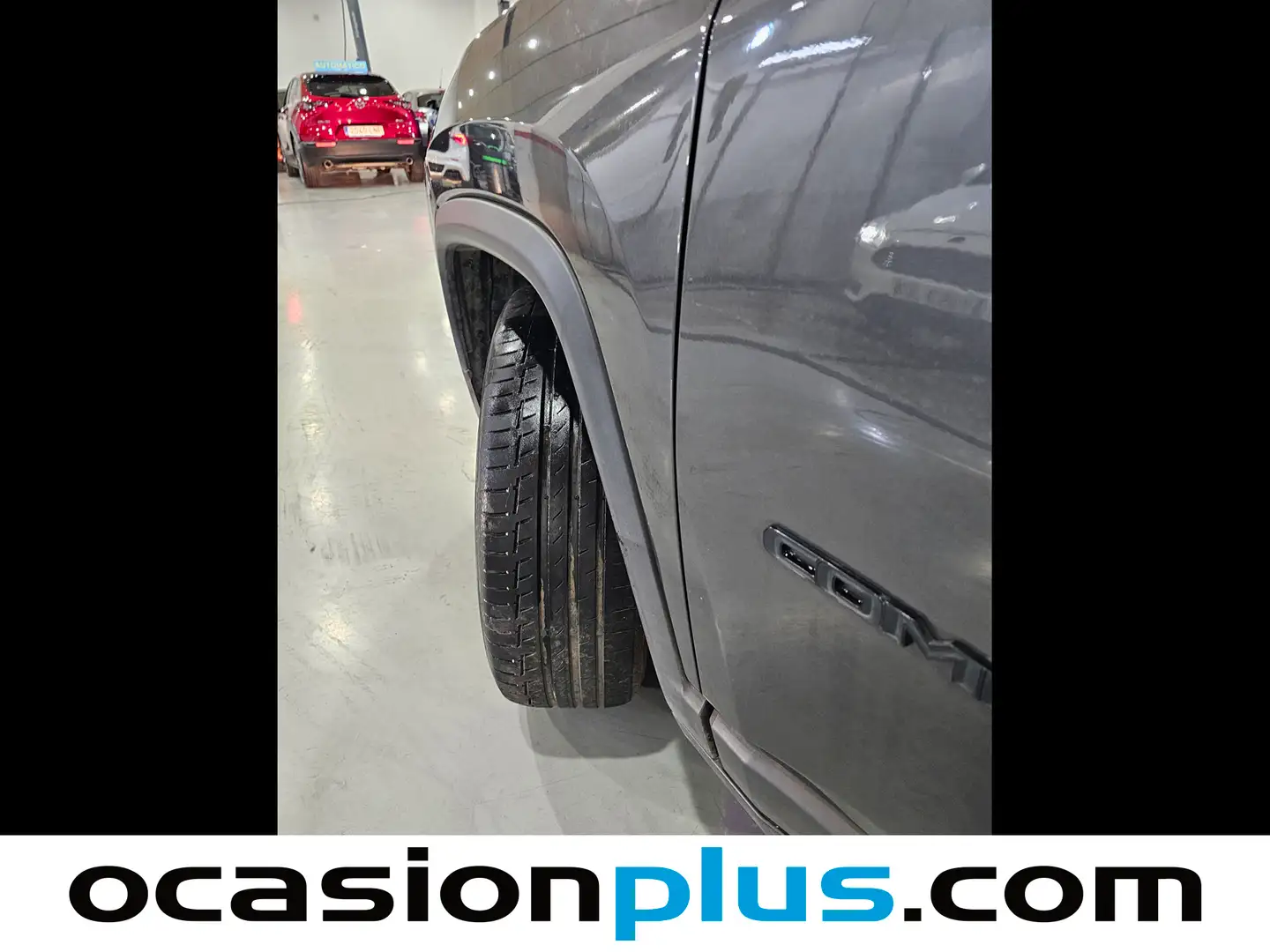 Foto Jeep Compass Jeep Compass 1.3 Gse Night Eagle FWD MT (130 CV)