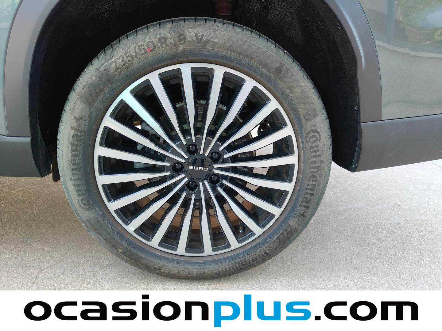 EBRO S800 EBRO S800 1.6 TGDI Premium DCT (147 CV) 147cv