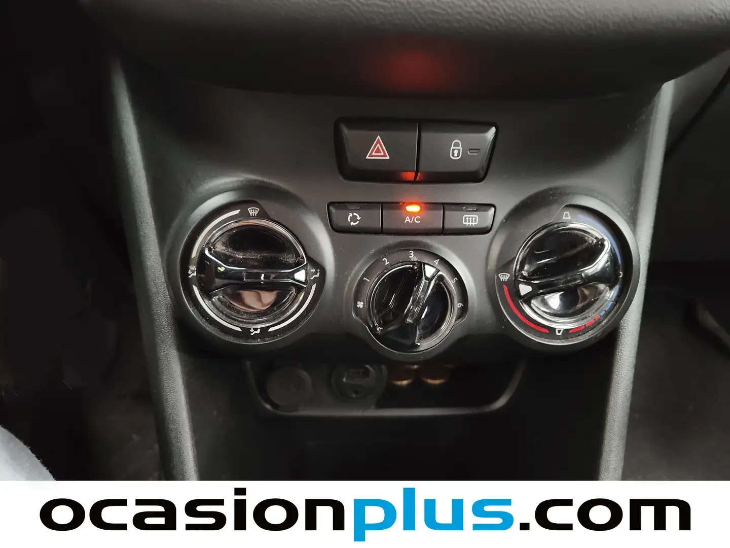 Foto Peugeot 208 Peugeot 208 1.2 VTi Active  (82 CV)