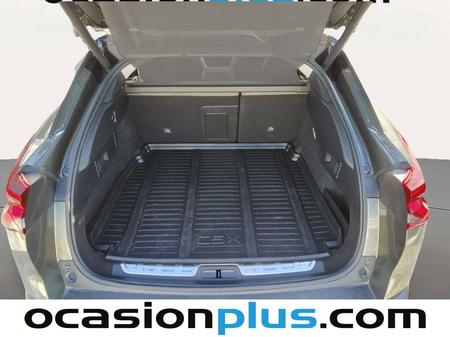 Foto Citroën C5 X Citroen C5 X Hybrid 225 Shine Pack e-EAT8  (225 CV)