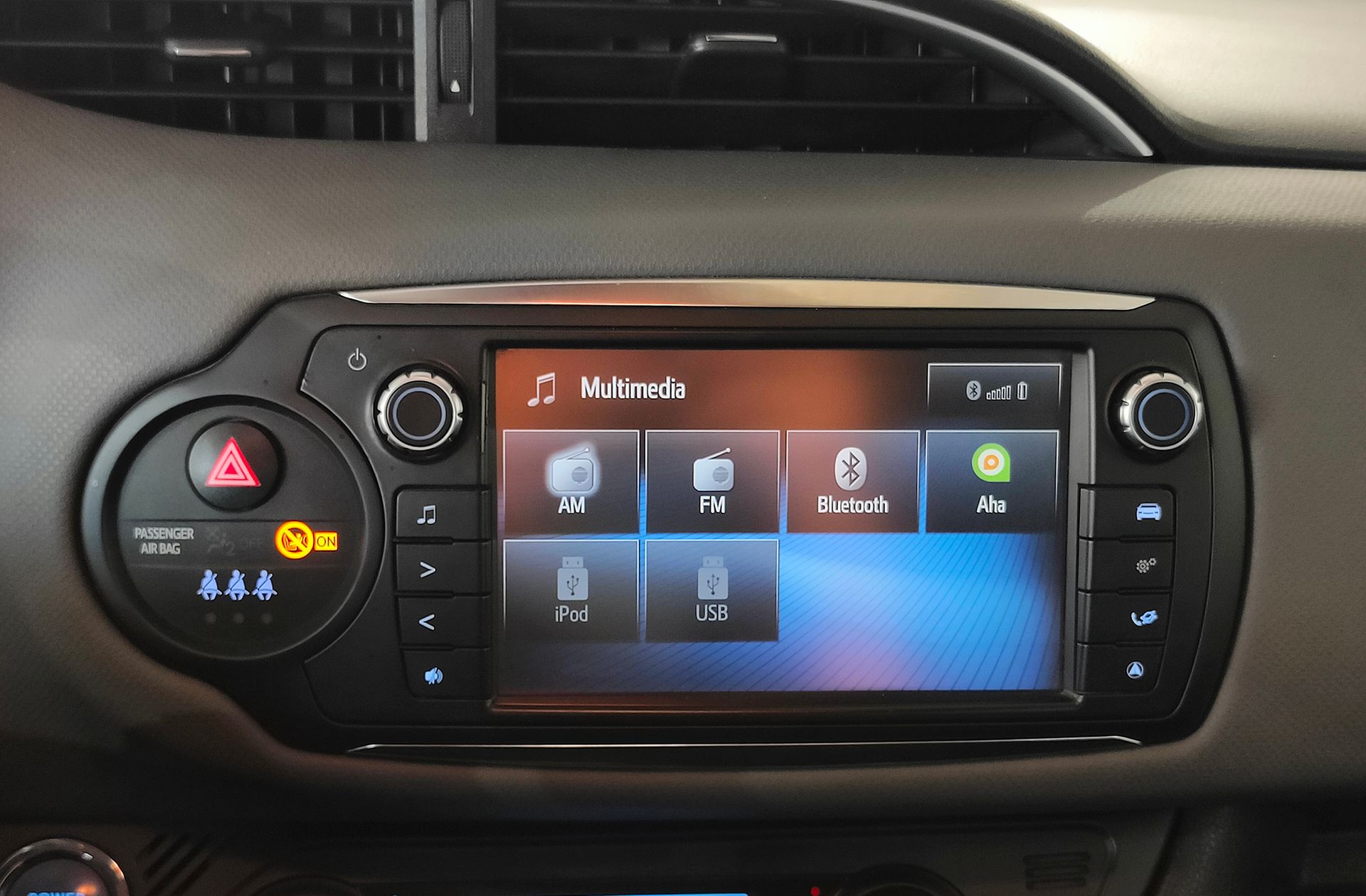 Toyota Yaris 1.5 Hybrid Advance - foto 30